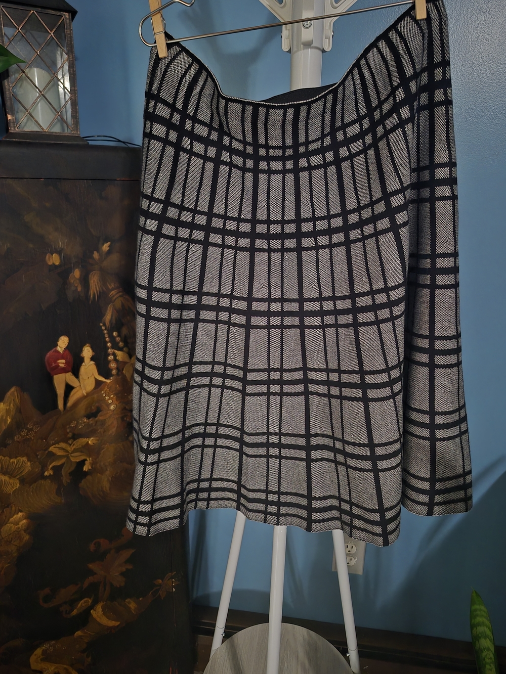 Vila Milano Geometric Grid Pattern Pleated Style Skirt